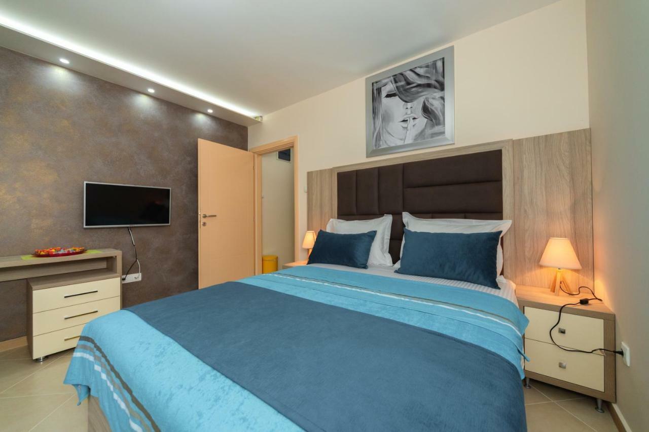 Apartmani Tref Petrovac ภายนอก รูปภาพ
