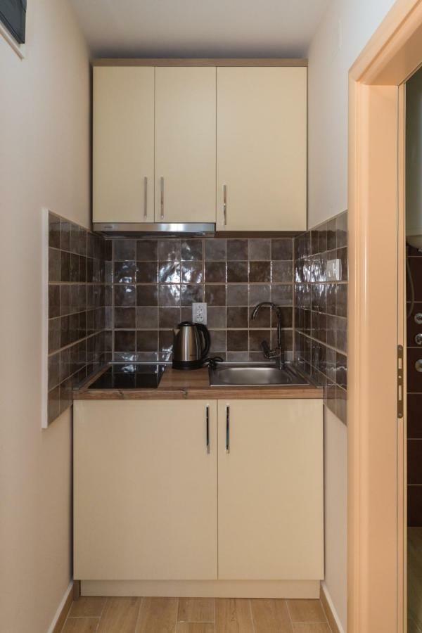 Apartmani Tref Petrovac ภายนอก รูปภาพ